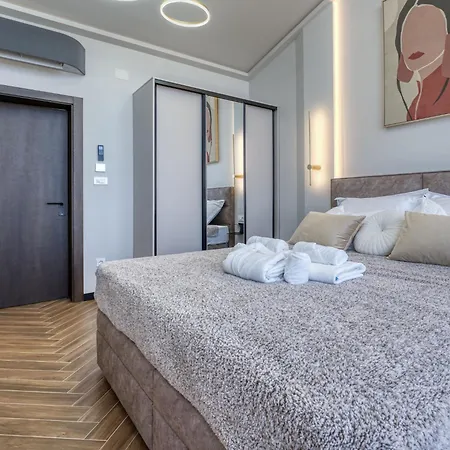 Black Imperium By Interhome *