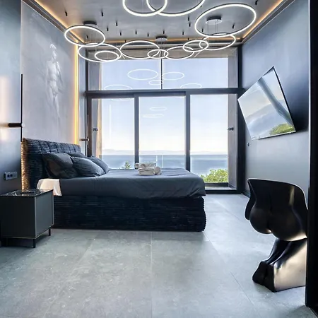 Black Imperium By Interhome * Moscenicka Draga