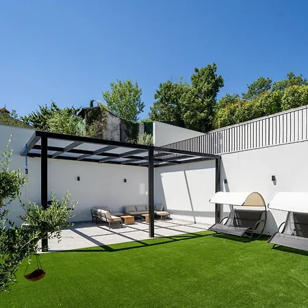 Black Imperium By Interhome