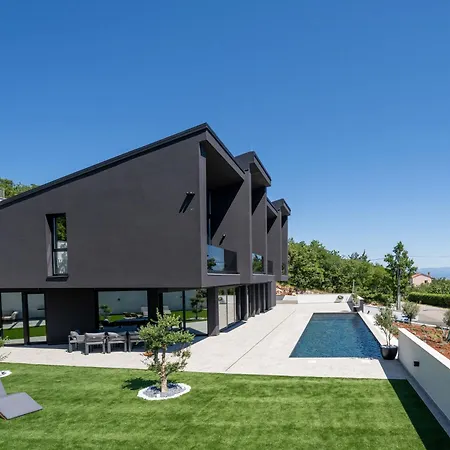 Black Imperium By Interhome Villa